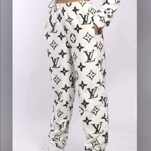 LV FUZZY TRACK PANT